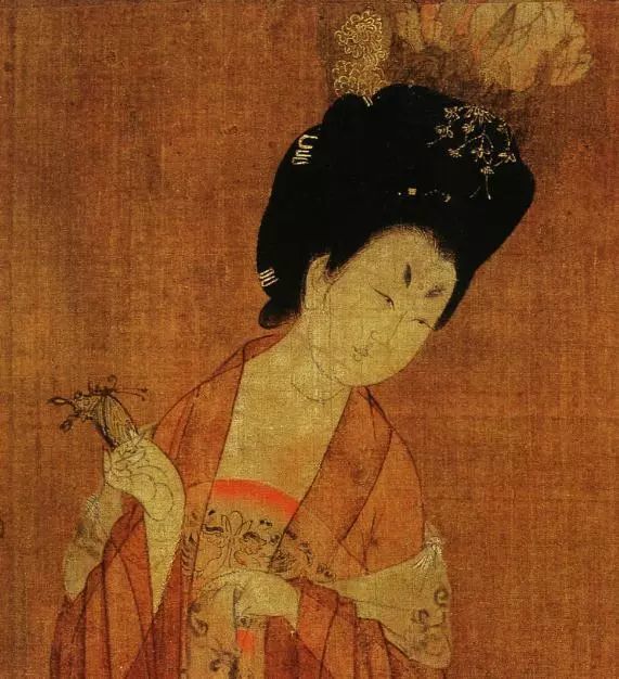 他曾在一位名叫李仲谋的朋友家看过一幅画,是唐代画家周昉所作的仕女