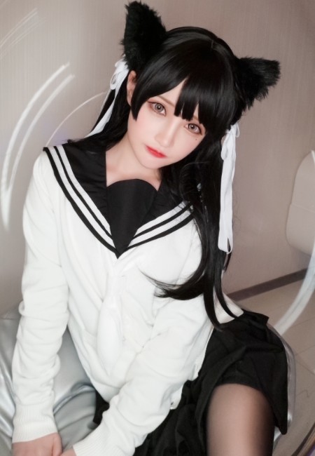 爱岩犬cosplay,呆萌兽耳小姐姐,网友:女神无疑!