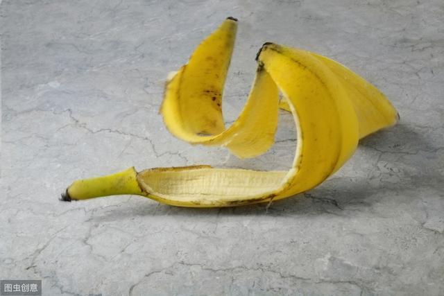 640