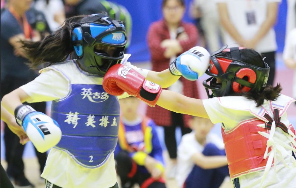 市南区举办 区长杯 中小学生武术散打比赛 看点快报