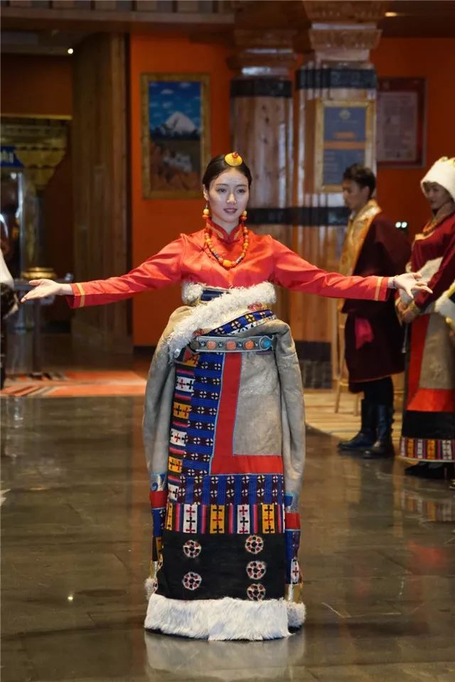 全国藏族人口有多少_姓云全国人口有多少