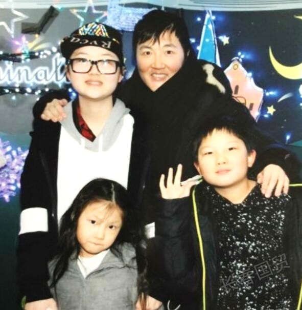 孙楠首次回应女儿进“女德班”：孩子喜欢传统文化（组图） - 3