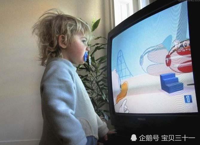 没有孩子不爱看电视,可看电视真的不太好