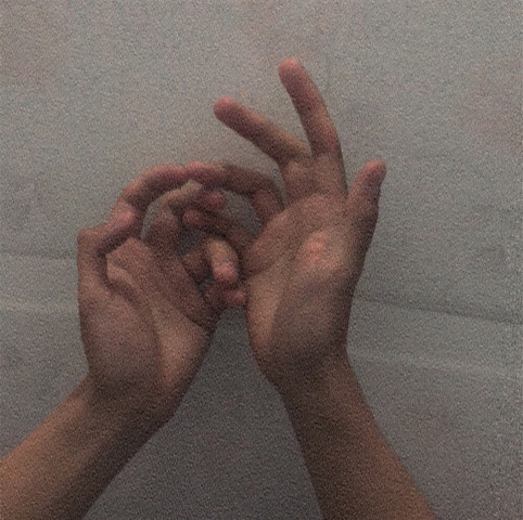 640