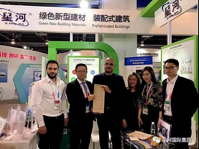 迪拜最大防火建筑公司總經理Kassab先生對公司產品深感興趣，并強烈表達合作意愿。
