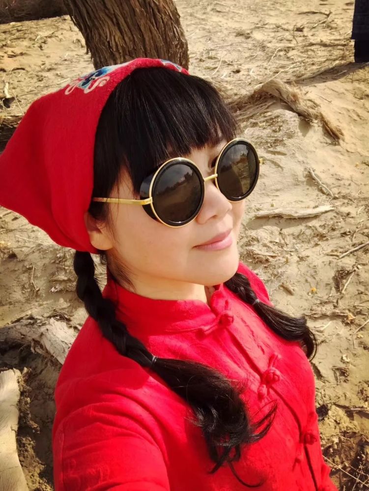 专访歌手侃侃:《嘀嗒》的爆红是一个"小意外"
