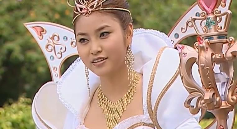 王慧参加多众多模特节目,也曾获得过很多奖项,但到拍摄巴啦啦小魔仙