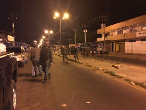 委内瑞拉多地发生骚乱哄抢事件 华人损失严重(图)