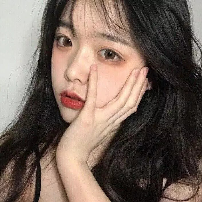 绝望 假笑 女生头像:真正的绝望并没有眼泪,而是满脸微笑!