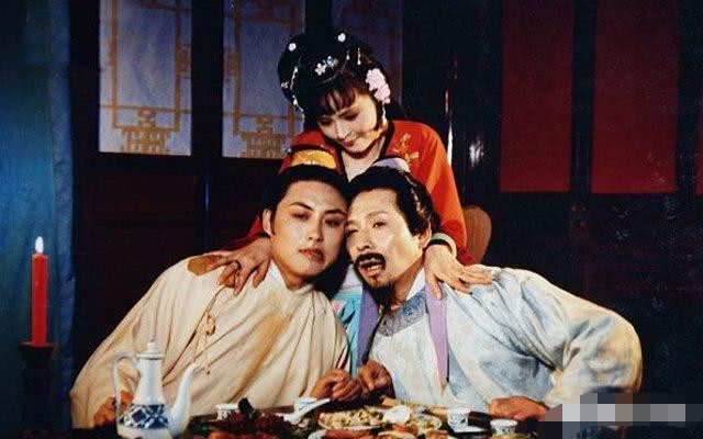 尤三姐,红楼梦,柳湘莲,宁国府,贾琏,贾珍,尤二姐