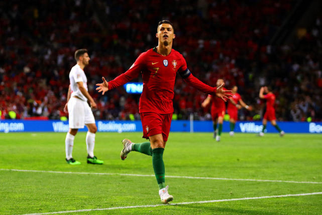 欧国联-C罗最后3分钟2球+帽子戏法 葡萄牙3-1瑞士进决赛