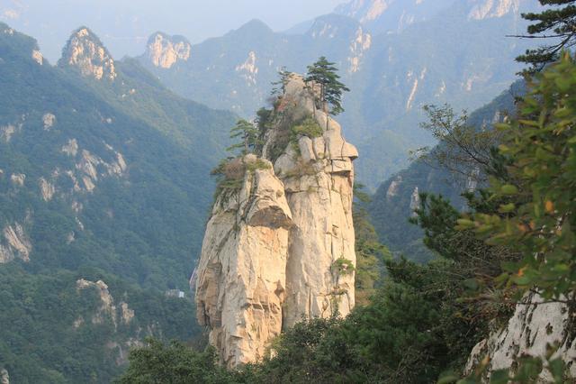 这座矮山,是平顶山最不该