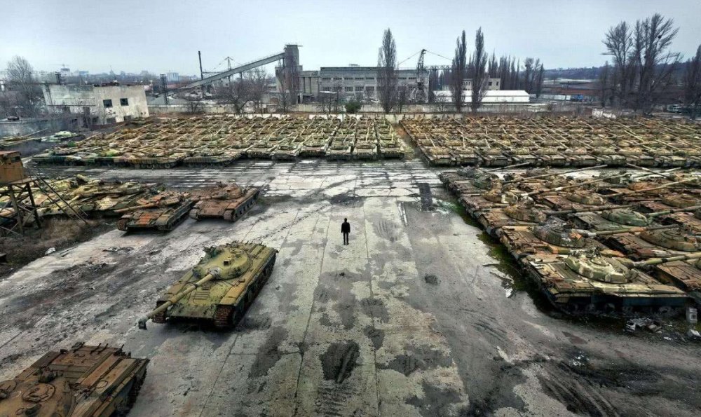 这些被废弃的坦克体现了前苏联的军事工业水平