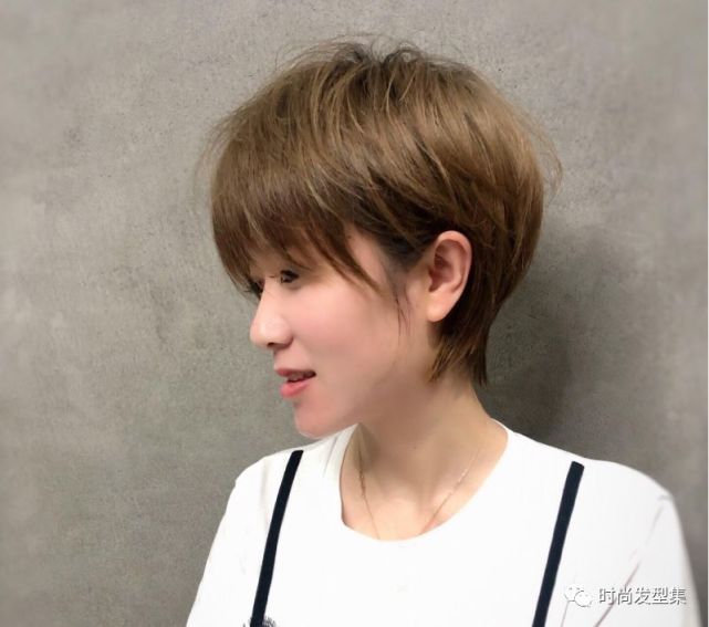 春天"纹理短烫发"30款