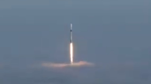 SpaceX使用一枚二手火箭把加拿大三颗卫星送入轨道