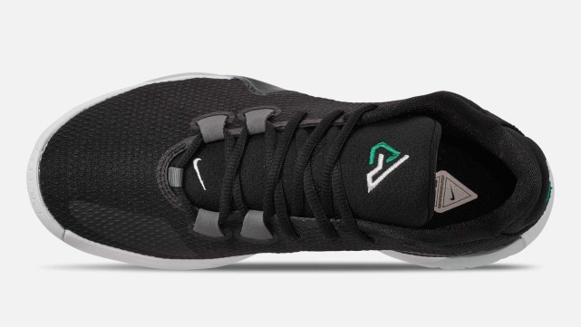 高清大图来袭!字母哥首款签名鞋官方照曝光更