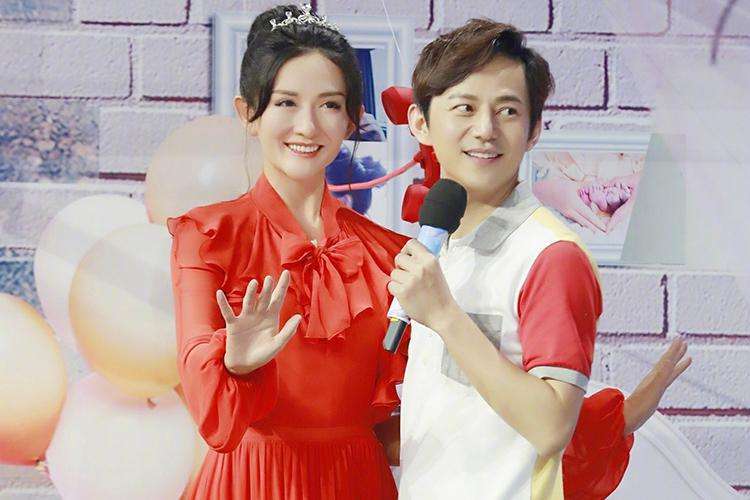 娱乐圈那些闺蜜情马天宇和郑爽何炅和谢娜最后一对羡煞旁人
