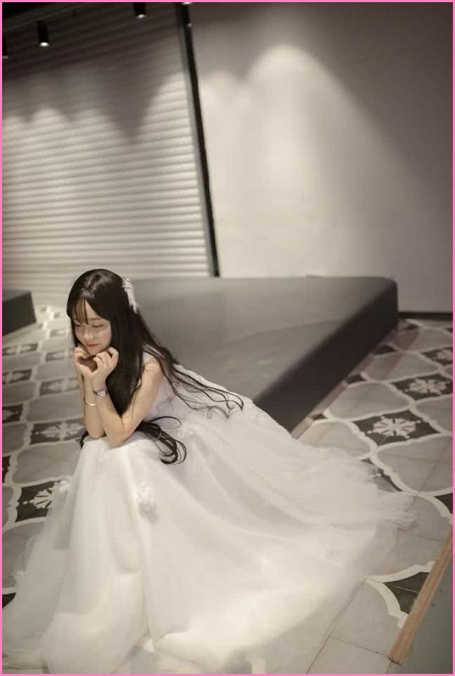 同一个人的婚纱照_女生照片同一个人(3)