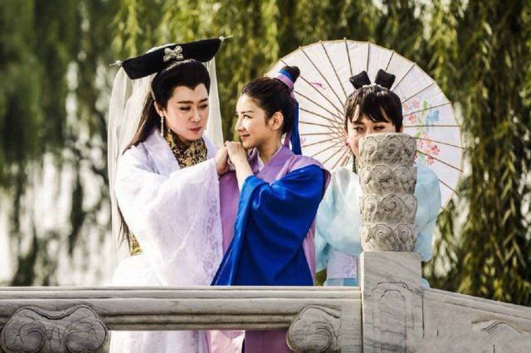 黄奕反串许仙,小青白娘子却是两个男人,新版《白蛇传说》有点雷