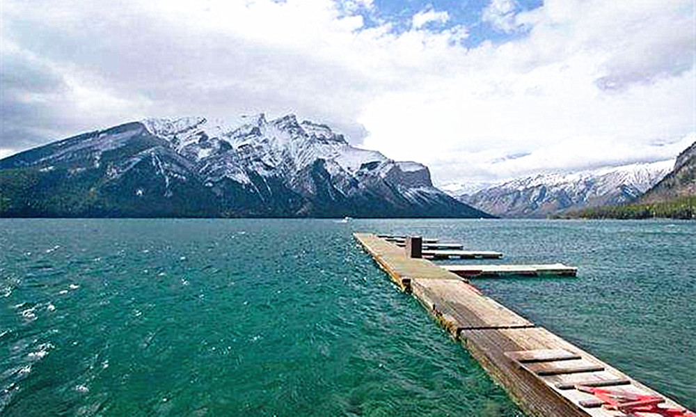 地球上的水没有保质期,为什么放到瓶子里会过