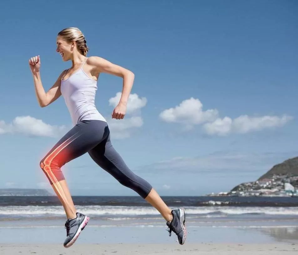 运动身体有很多好处,但如果过量,就会对膝关节造成磨损,久而久之