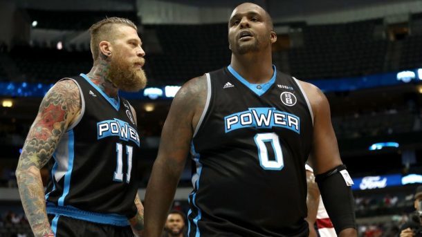 直击big3他才是现实版德鲁大叔胡子花白上场砍下28分