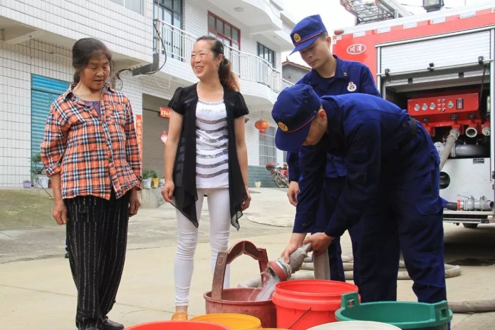 守望相助,罗红平,抢险,坝镇,暴雨,岩屋,党委