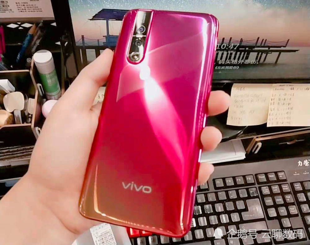 vivos1和s1pro,vivos1pro vivo s1pro公布代言人为蔡徐坤,仲夏夜配色上线