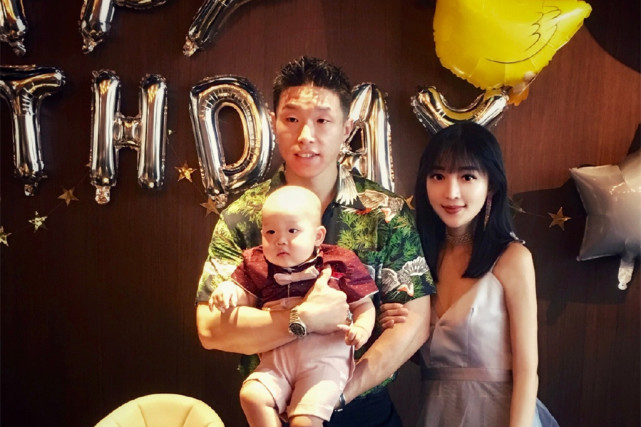 朱云峰"烧饼"这个绰号的由来是因为小时候太丑,不过长大后的他坚持