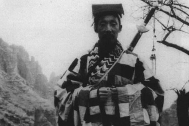 抗日战争时期的道士老照片:乱世下山杀贼,盛世上山修道