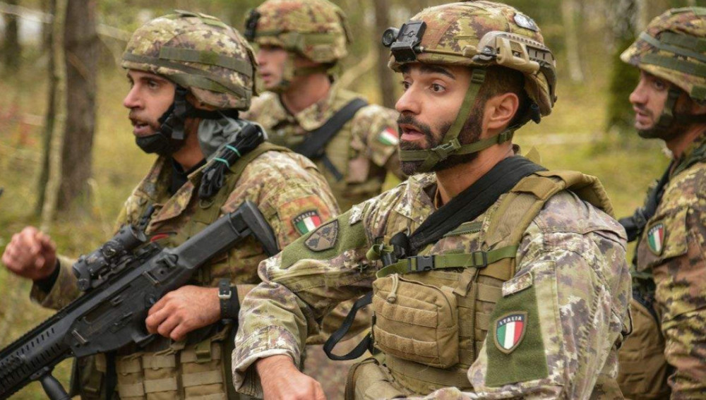 阿富汗战争期间意大利军队偷偷贿赂塔利班结果把法国给坑惨了