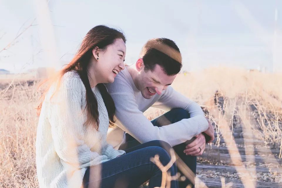 送爱人口罩_戴口罩的卡通图片(2)