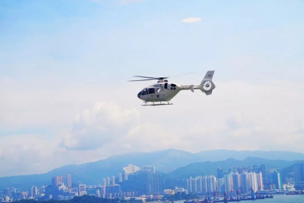 怎么去香港搭飞机_香港女明星