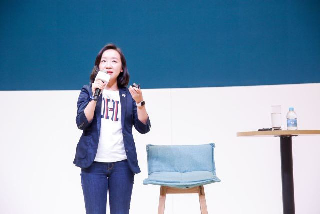 蔚来汽车软件负责人庄莉离职，软件团队分拆汇报线