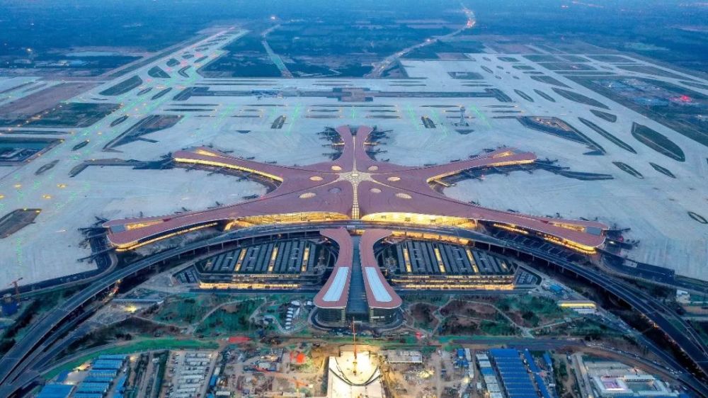 航拍北京大兴国际机场 | 视觉中国