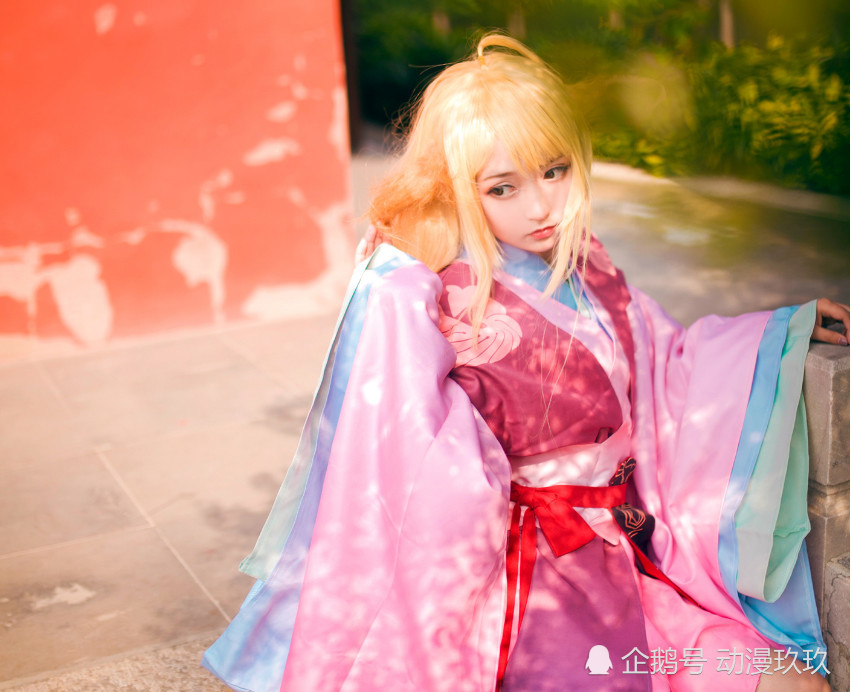 涂山红红完美cos,精致小姐姐超高颜值,网友:爱了爱了!