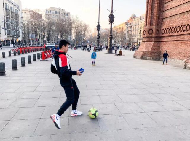 武磊周记:用西语去市场买鱼太费劲 西班牙人B