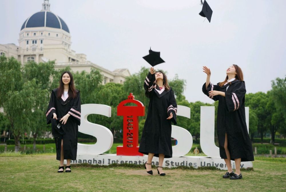 沪上高校最美毕业照!大学真是一所美容院