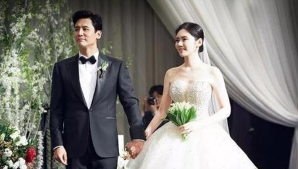 于晓光为何拒生"二胎"?秋瓷炫身体情况曝光,网友纷纷