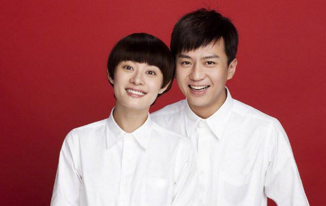 同样是结婚照人家都是红底白衣当看到陈紫函结婚照我服了