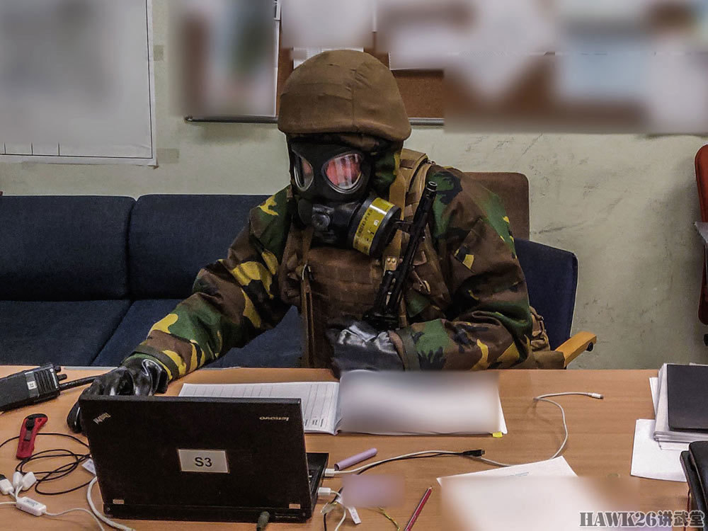 乌克兰特种部队配备"四目夜视仪"立陶宛联合军演照片