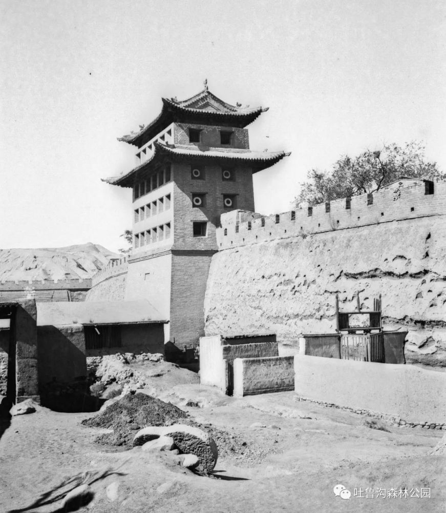 1920年的兰州旧影:城墙巍峨,黄河荡漾