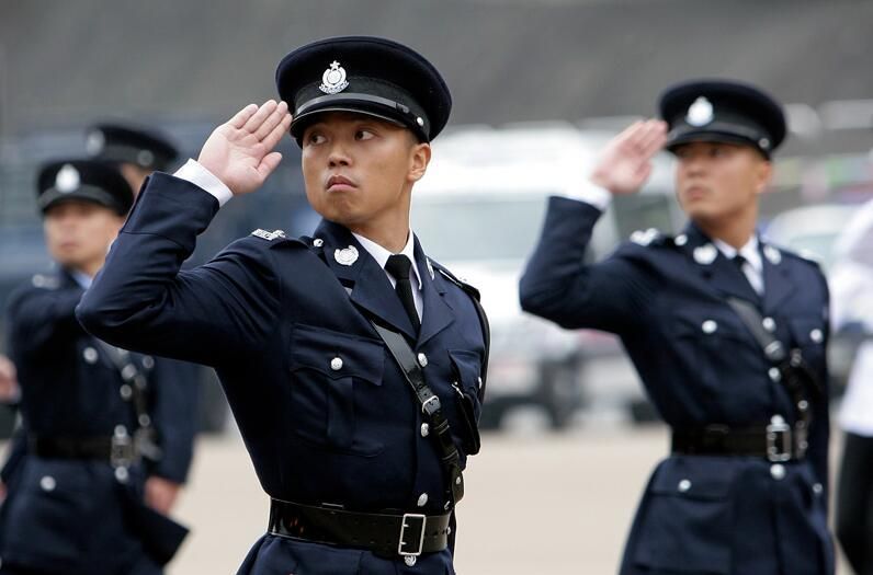 警监风衣_和平精英黄金风衣图片(2)