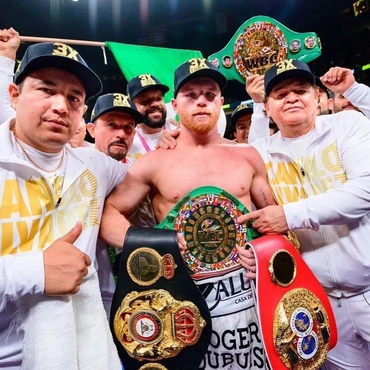 第十的是28岁的拳击运动员卡内洛·阿尔瓦雷斯(canelo alvarez )年