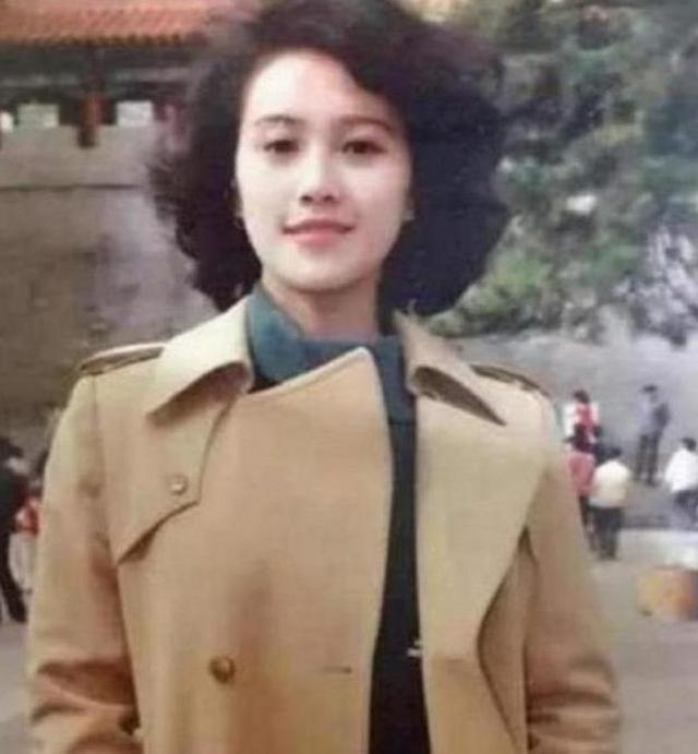 一组90年代美女老照片:没有ps,她们的气质颜值不输当今女星