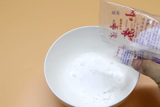 硫磺皂可以洗内衣吗_硫磺皂可以洗脸吗(3)