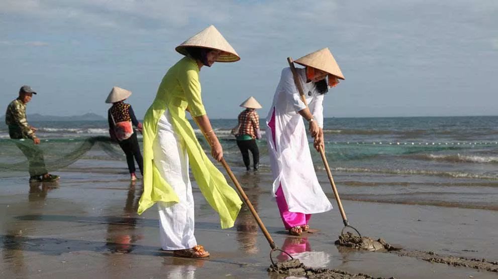 民族风 | 我国少有的海洋民族京族,在这一天要唱歌祭神