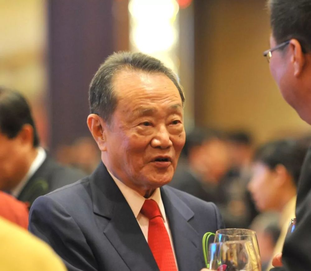 香格里拉董事长郭鹤年_郭鹤年家谱图
