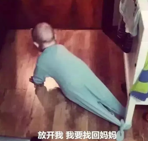 爸爸带娃活着就好!父爱如山体滑坡,孩子:我是你亲生的