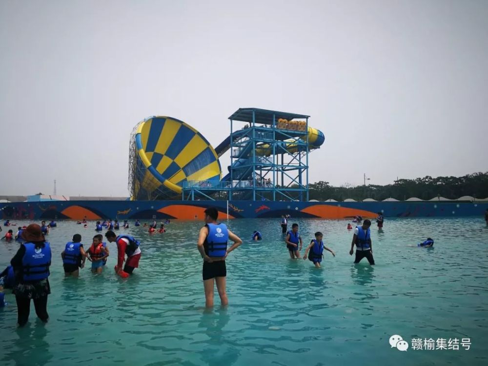 带你领略海州湾水上乐园的欢乐与激情